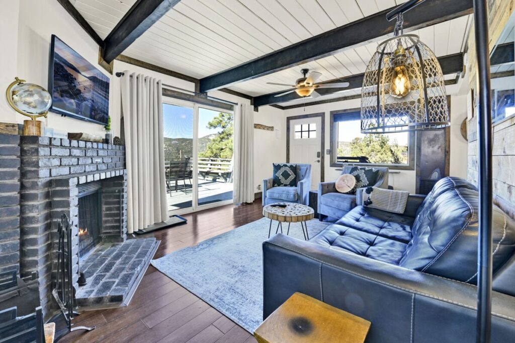 Reserve your Big Bear romantic cabin
